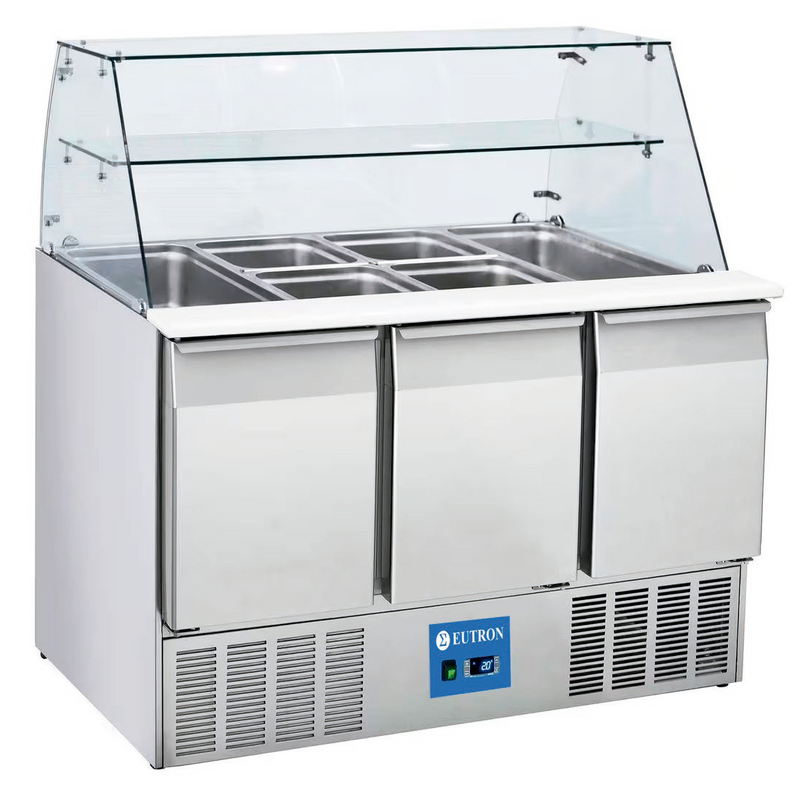 Mesa refrigerada Eutron S903CG de tres puertas con cristal expositor